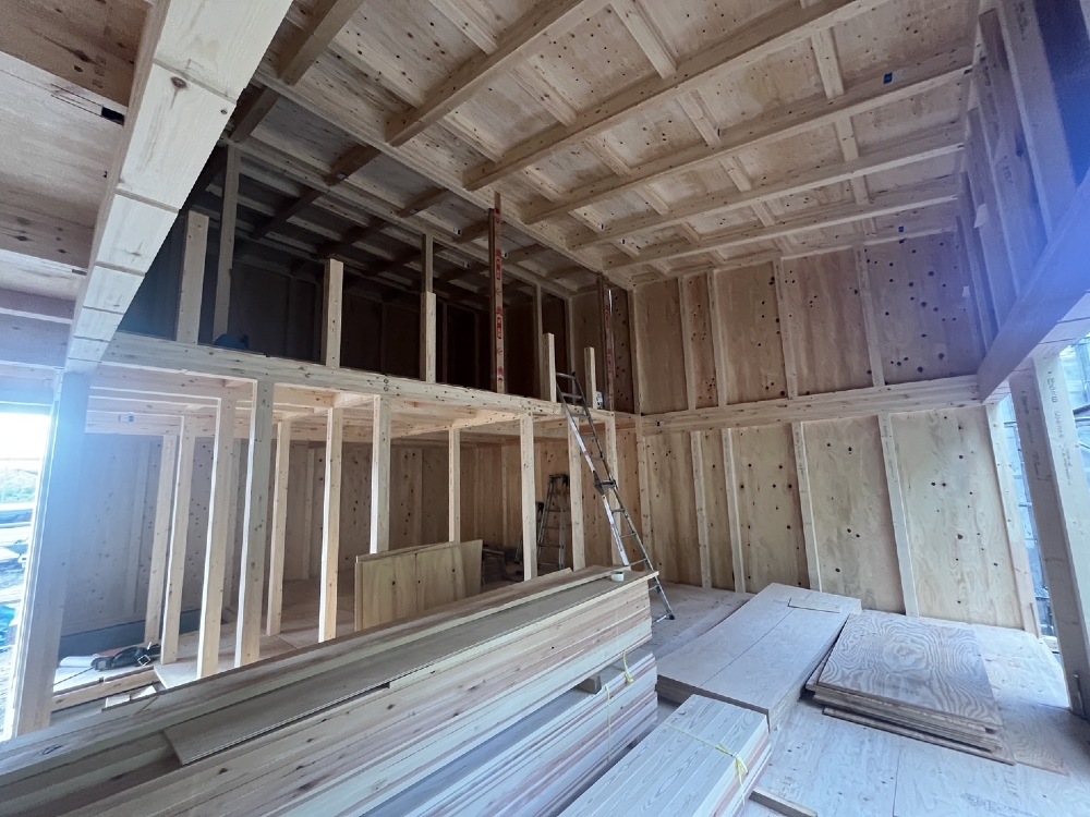 仲山モデル上棟室内